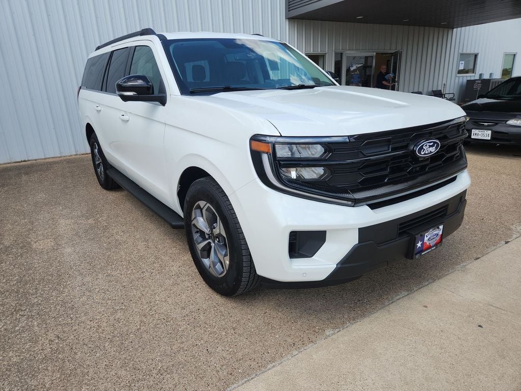 2027 Ford Expedition Max Active