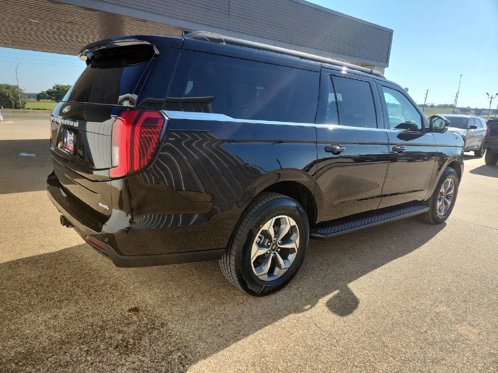 2027 Ford Expedition Max Active