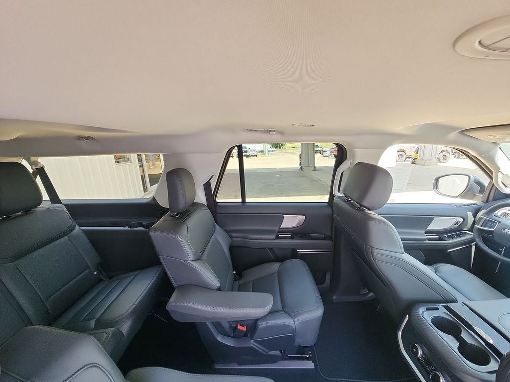 2027 Ford Expedition Max Active