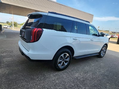 2027 Ford Expedition Active