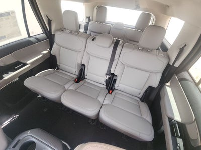 2027 Ford Expedition Active
