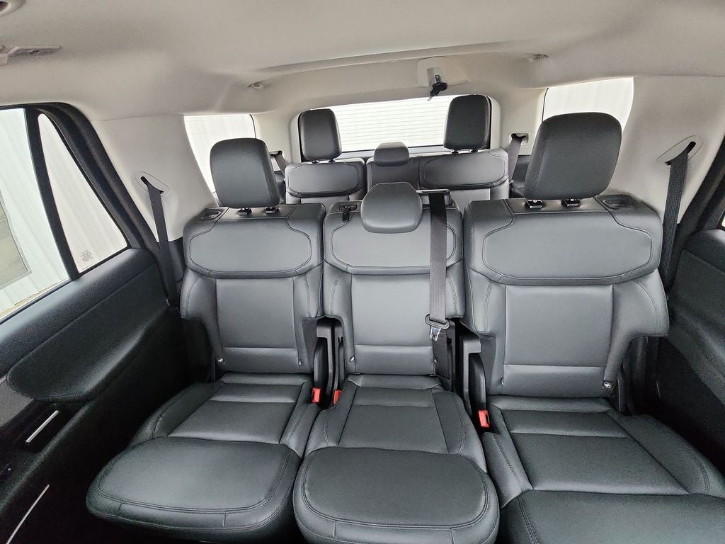2027 Ford Expedition Active