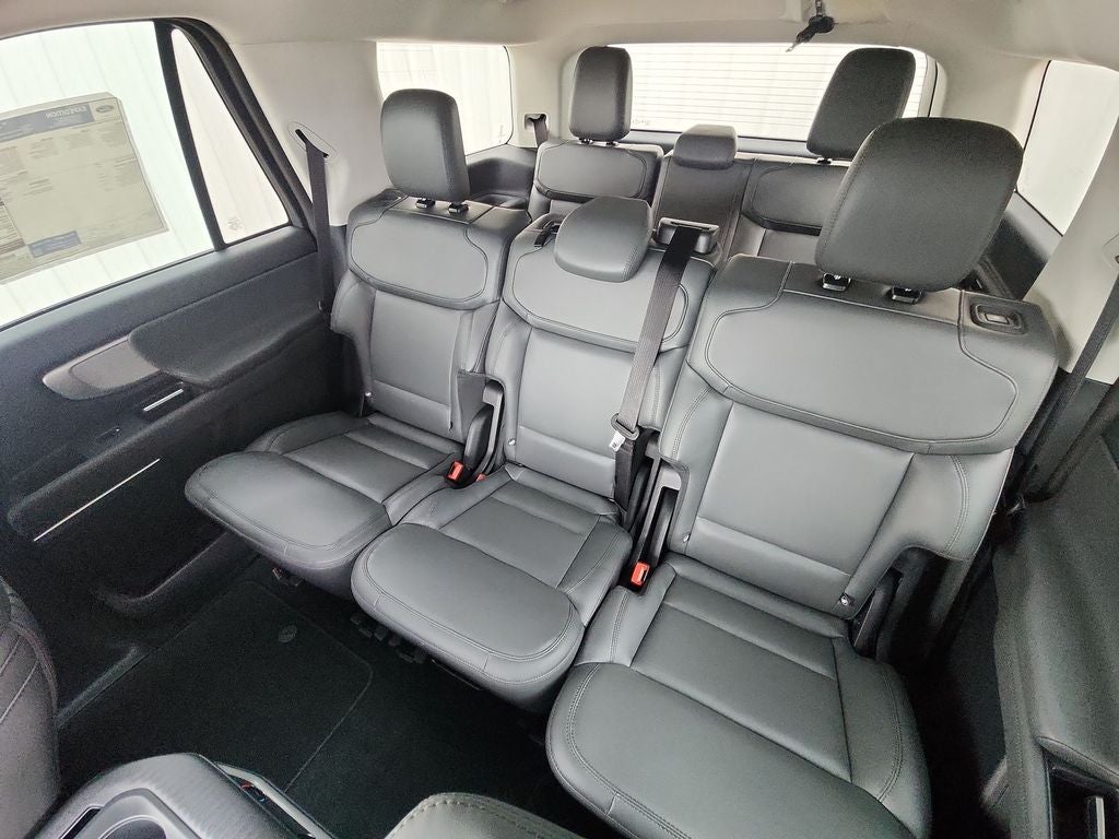 2027 Ford Expedition Active