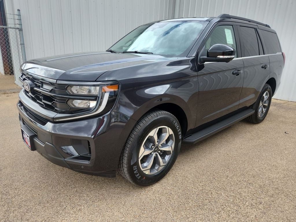 2027 Ford Expedition Active