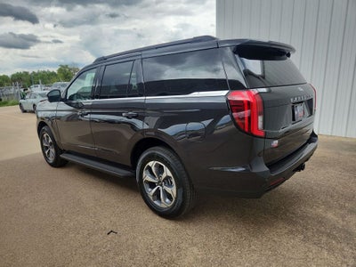 2027 Ford Expedition Active
