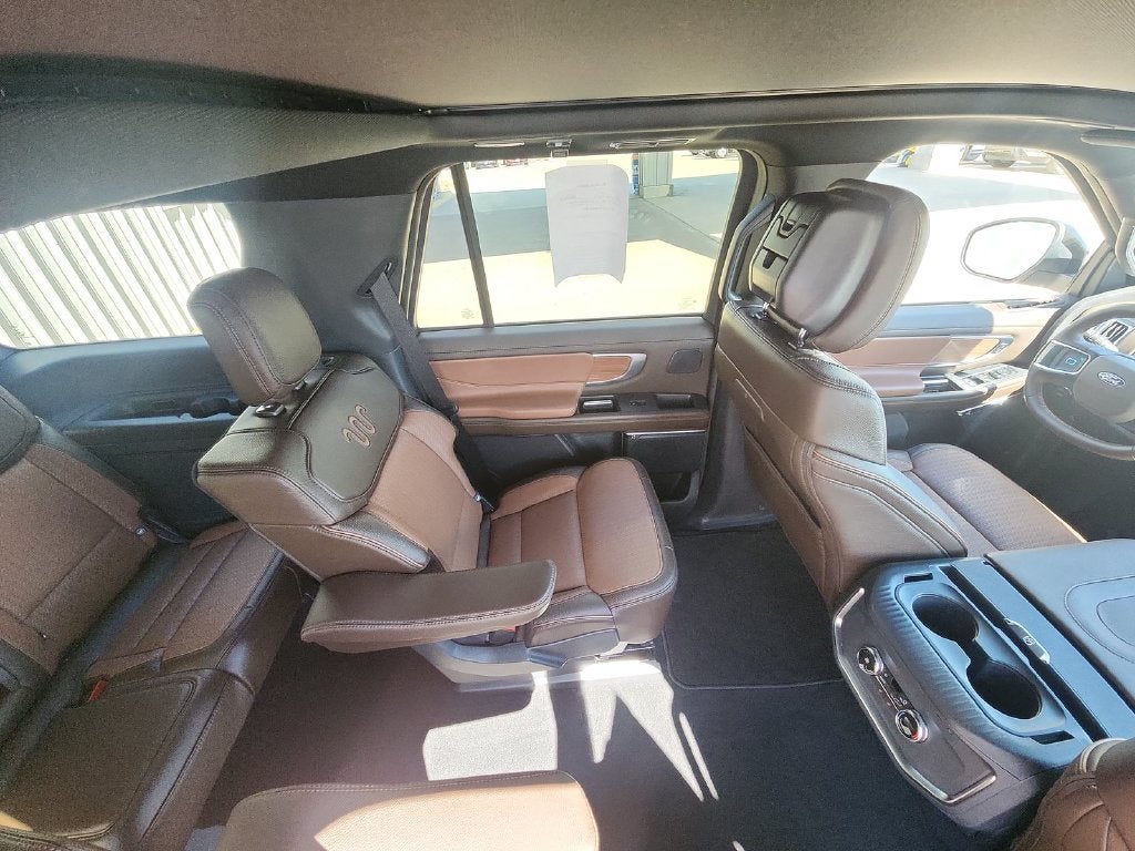 2027 Ford Expedition King Ranch