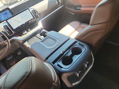 2027 Ford Expedition King Ranch