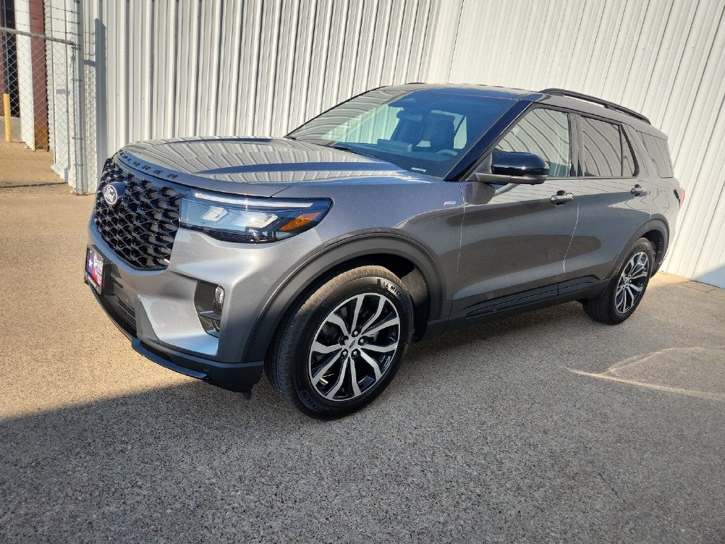 2027 Ford Explorer ST-Line