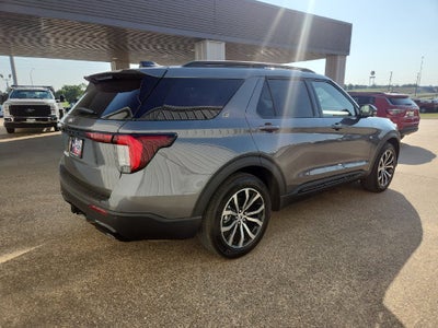 2027 Ford Explorer ST-Line