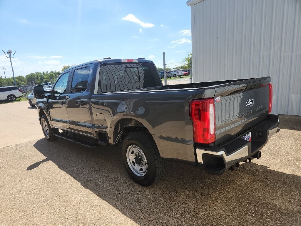 2027 Ford F-250SD XL