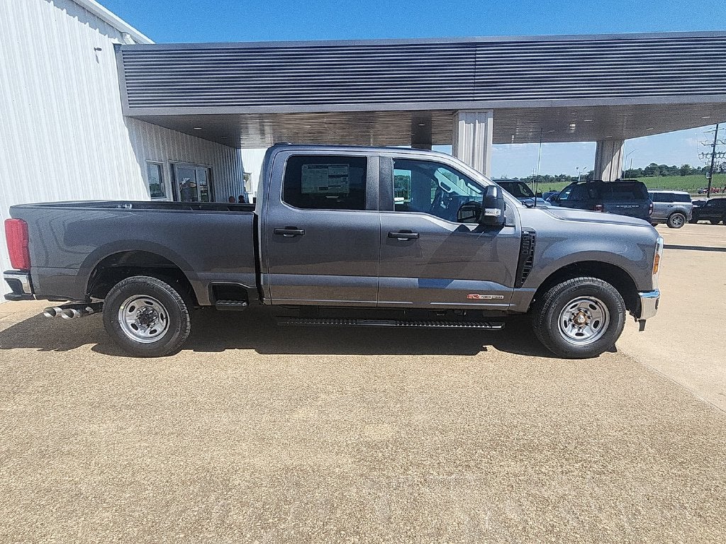 2027 Ford F-250SD XL