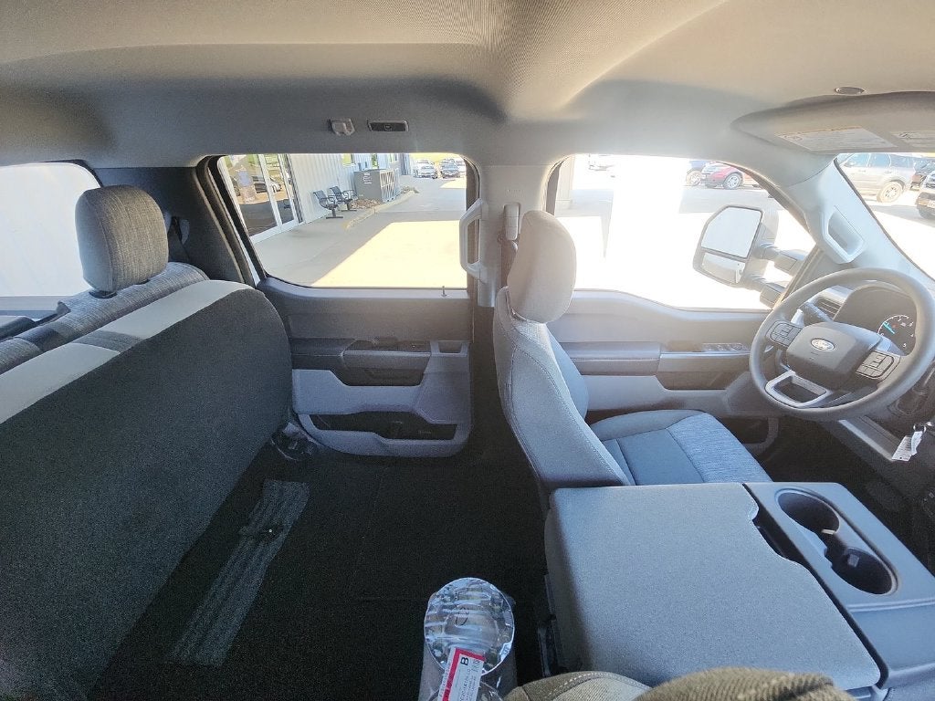 2027 Ford F-250SD XLT