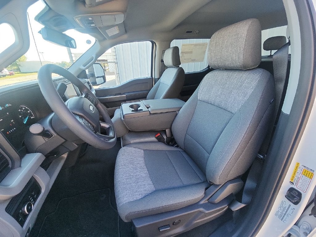 2027 Ford F-250SD XLT