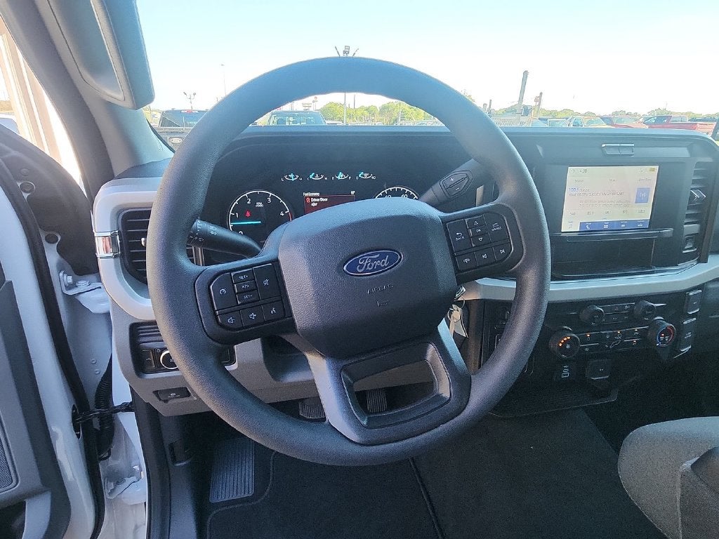 2027 Ford F-250SD XLT