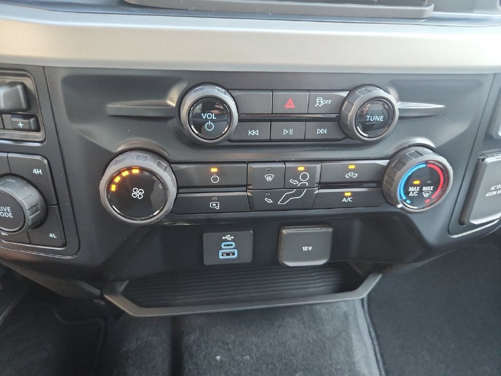 2027 Ford F-250SD XLT