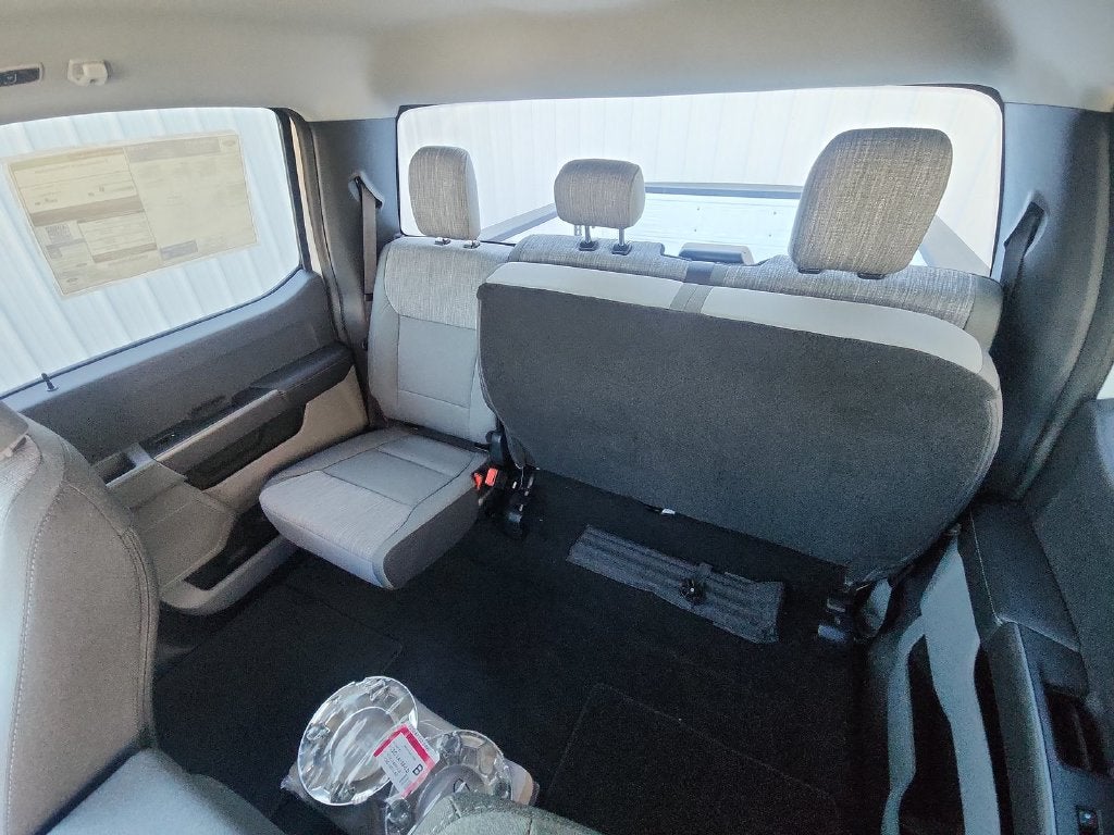 2027 Ford F-250SD XLT