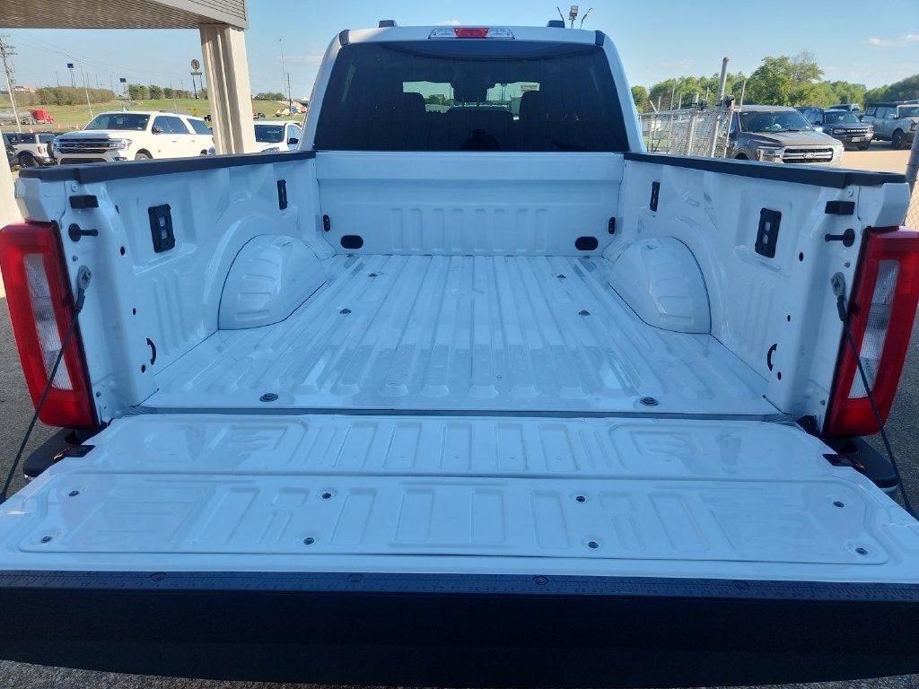 2027 Ford F-250SD XLT