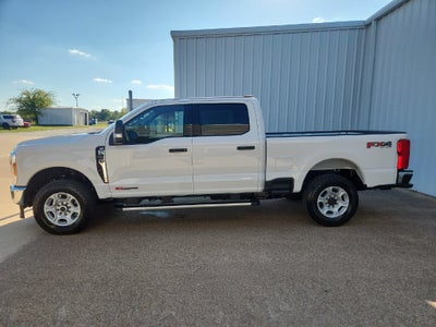 2027 Ford F-250SD XLT