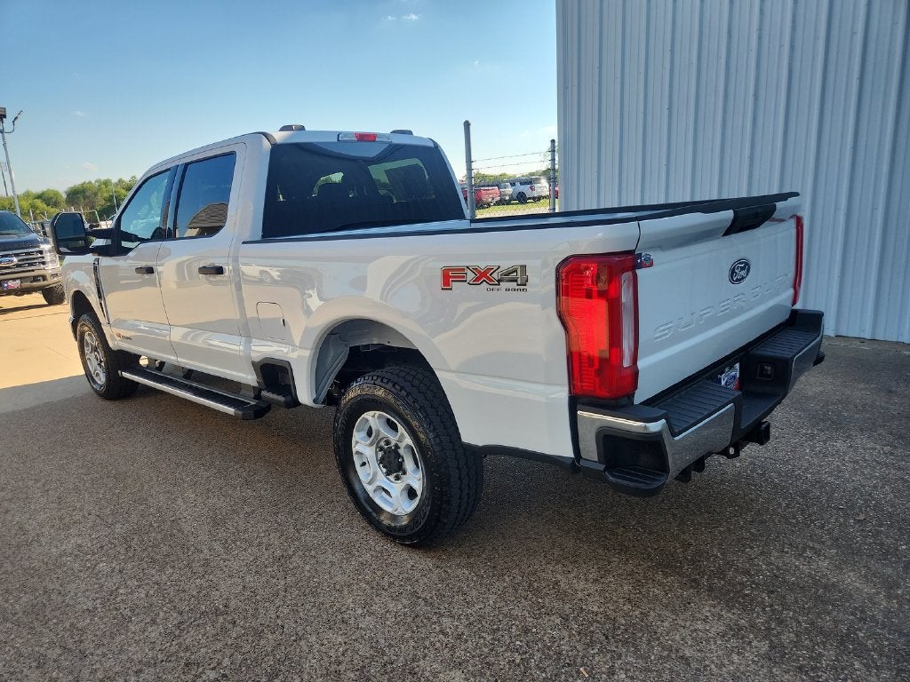 2027 Ford F-250SD XLT