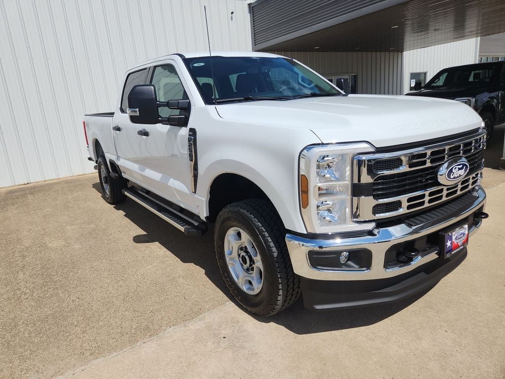2027 Ford F-250SD XLT
