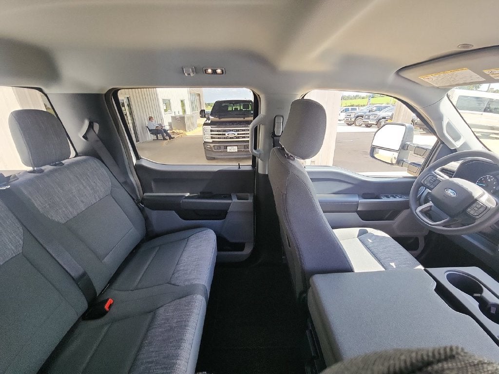2027 Ford F-250SD XLT