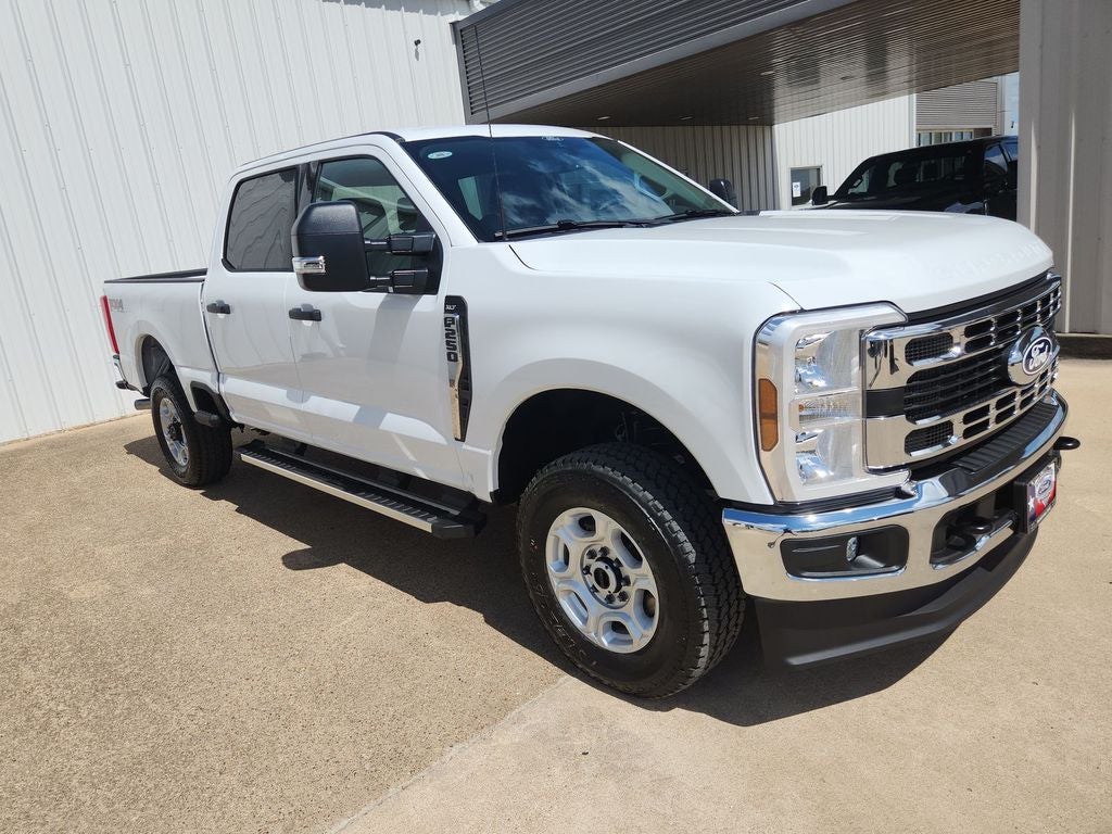 2027 Ford F-250SD XLT