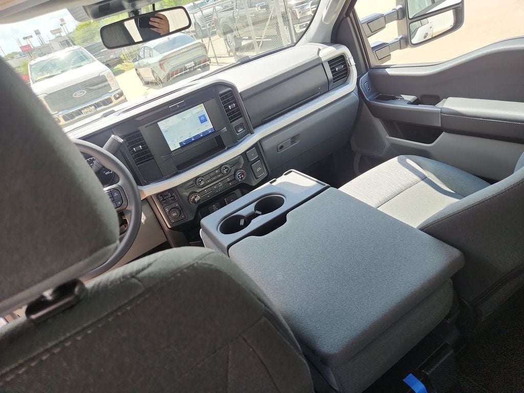 2027 Ford F-250SD XLT