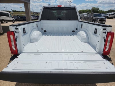 2027 Ford F-250SD XLT