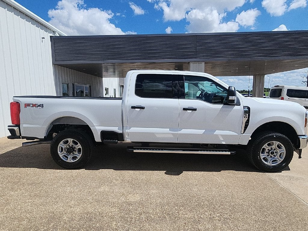 2027 Ford F-250SD XLT