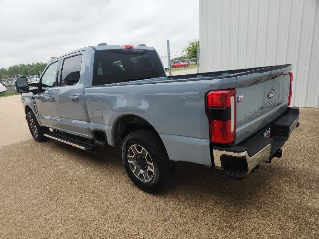 2027 Ford F-250SD Lariat