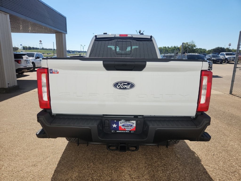 2027 Ford F-250SD XL