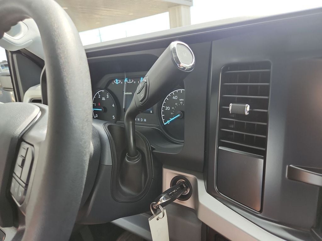 2027 Ford F-250SD XL
