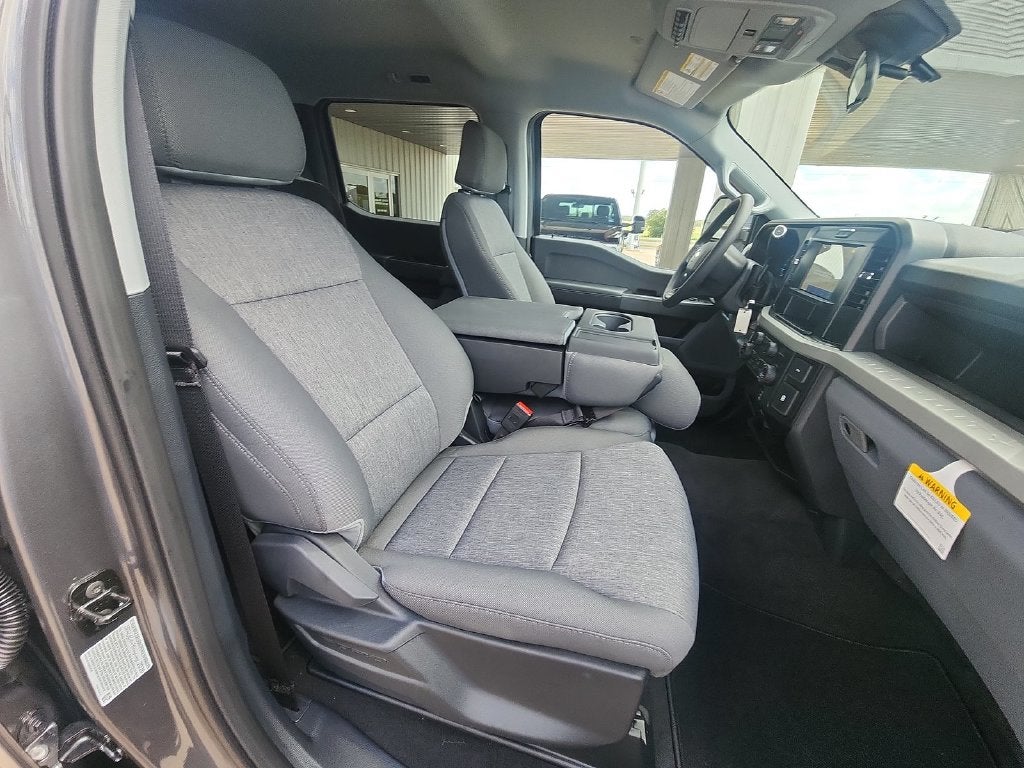 2027 Ford F-250SD XL