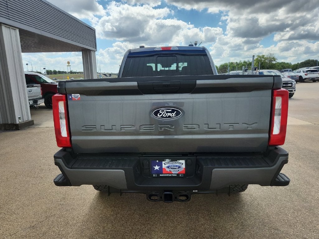 2027 Ford F-250SD XL