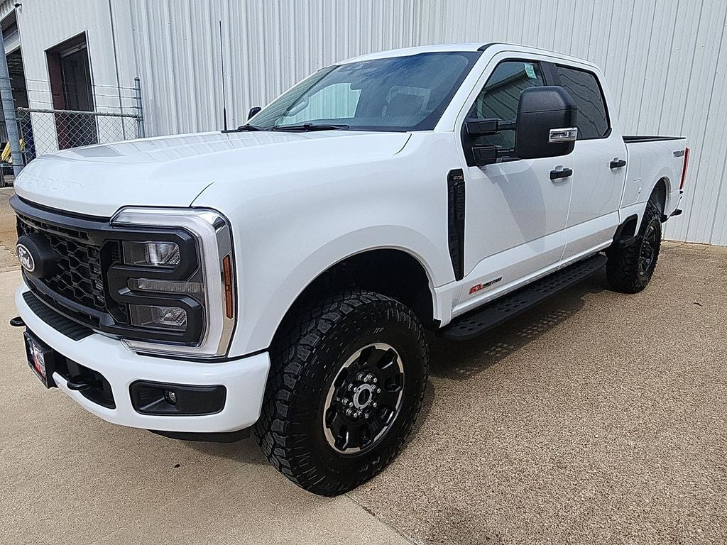 2027 Ford F-250SD XL