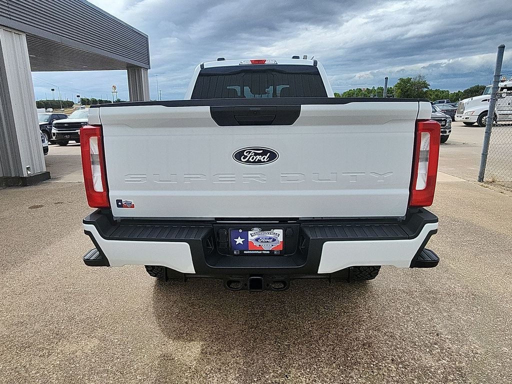 2027 Ford F-250SD XL