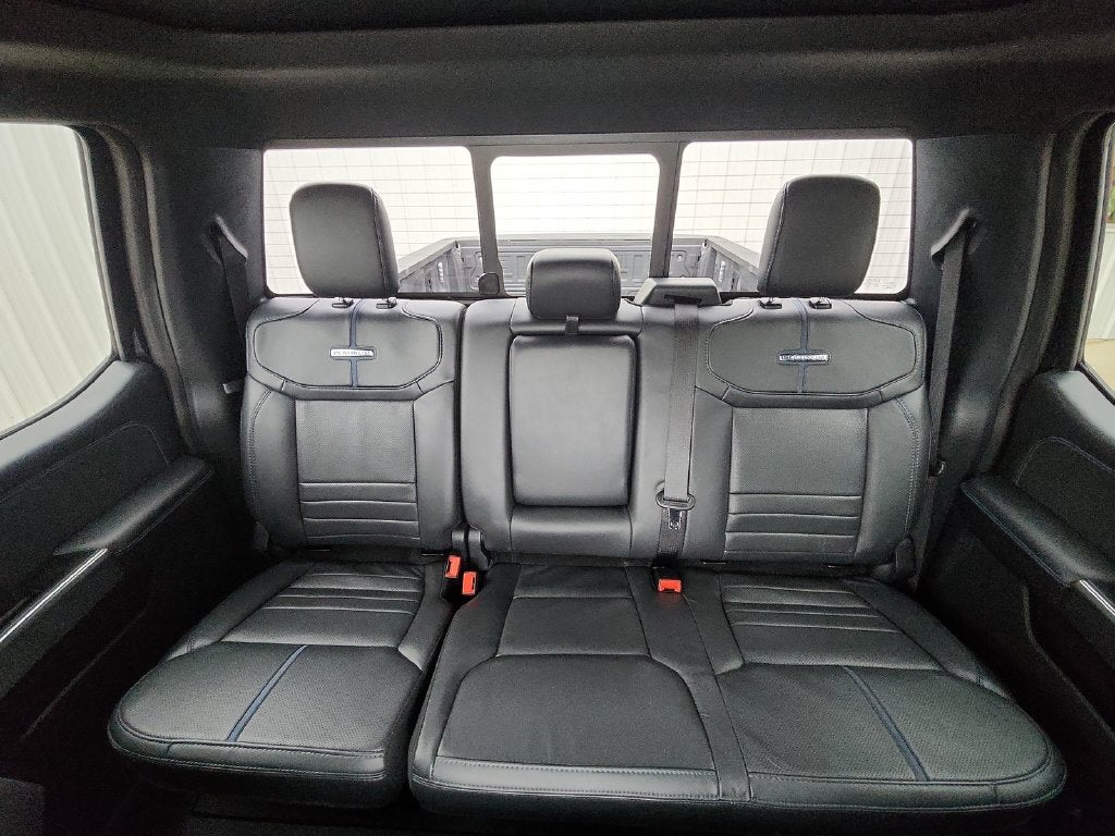 2025 Ford F-250SD Platinum