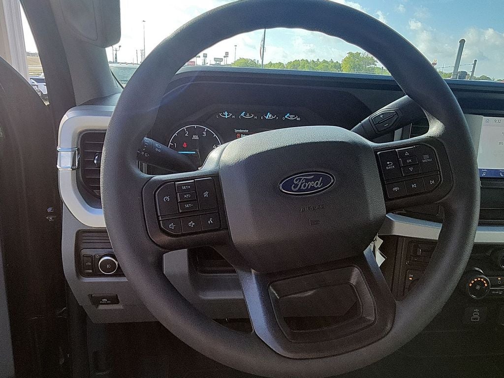 2027 Ford F-250SD XL