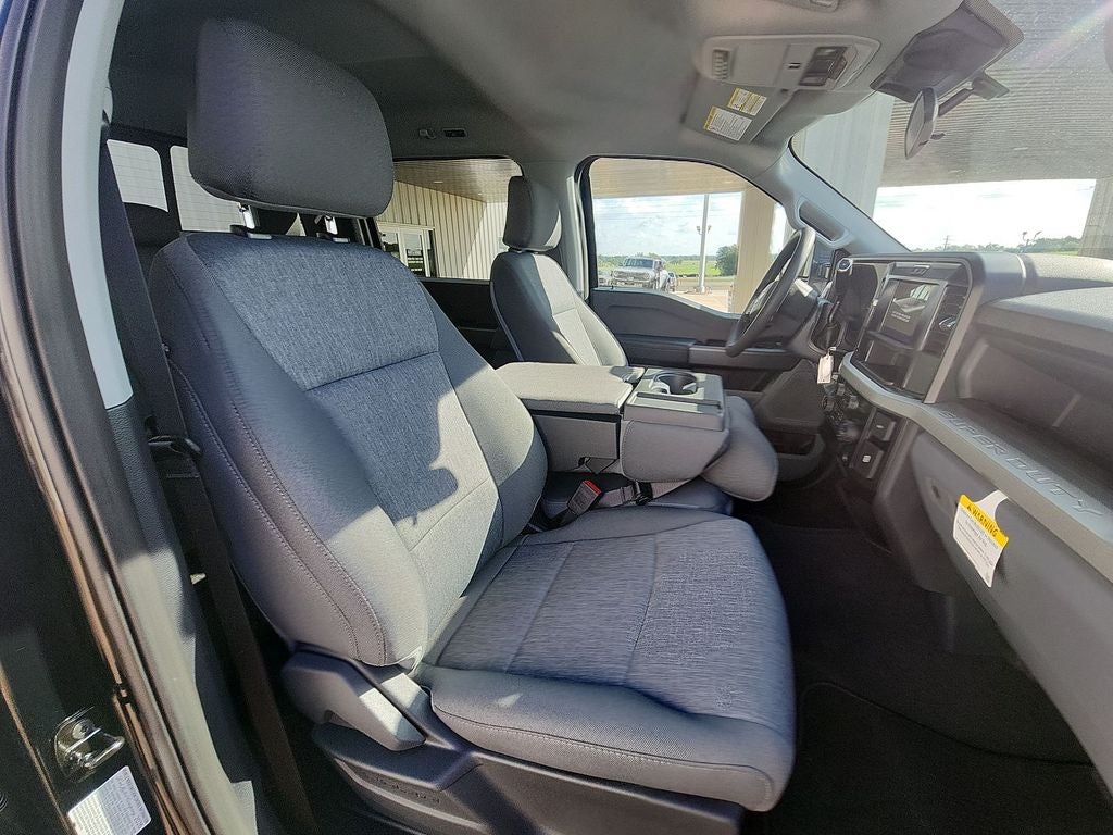 2027 Ford F-250SD XL