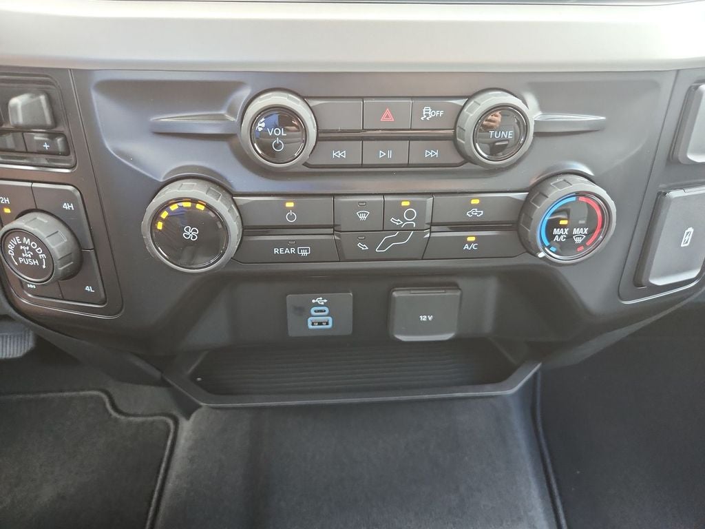 2027 Ford F-250SD XL