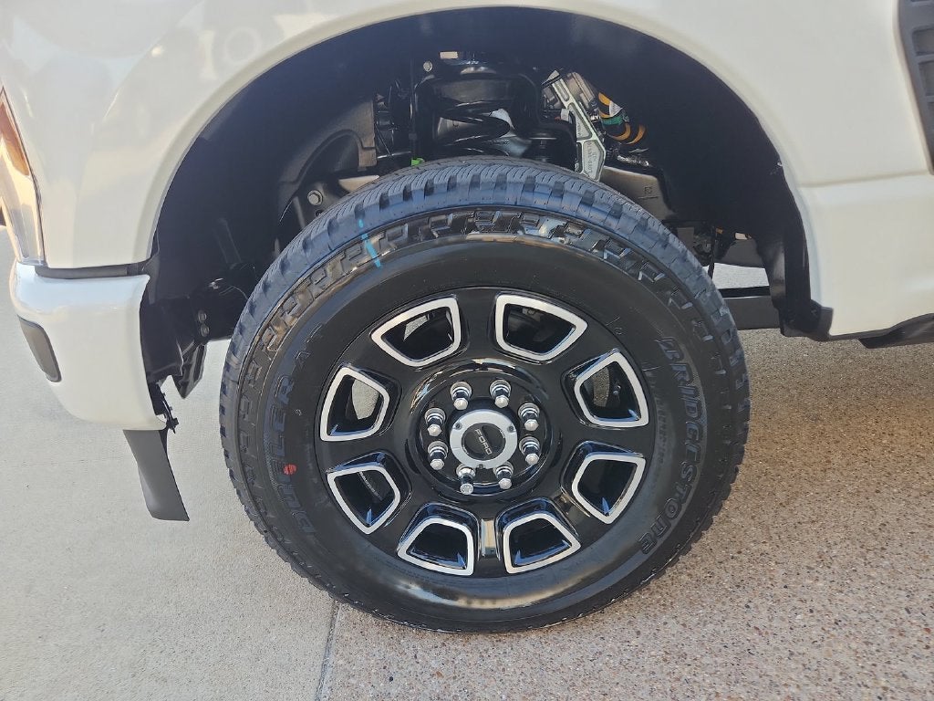 2027 Ford F-250SD Platinum