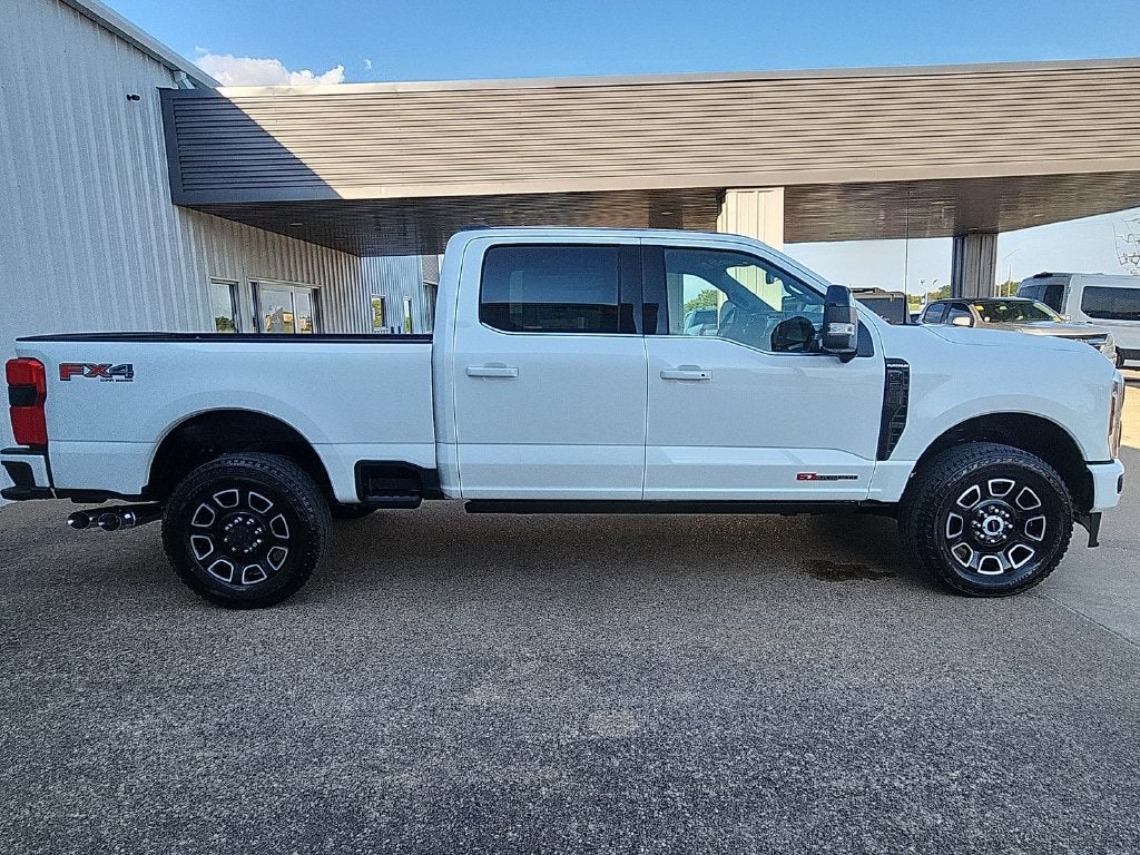 2027 Ford F-250SD Platinum
