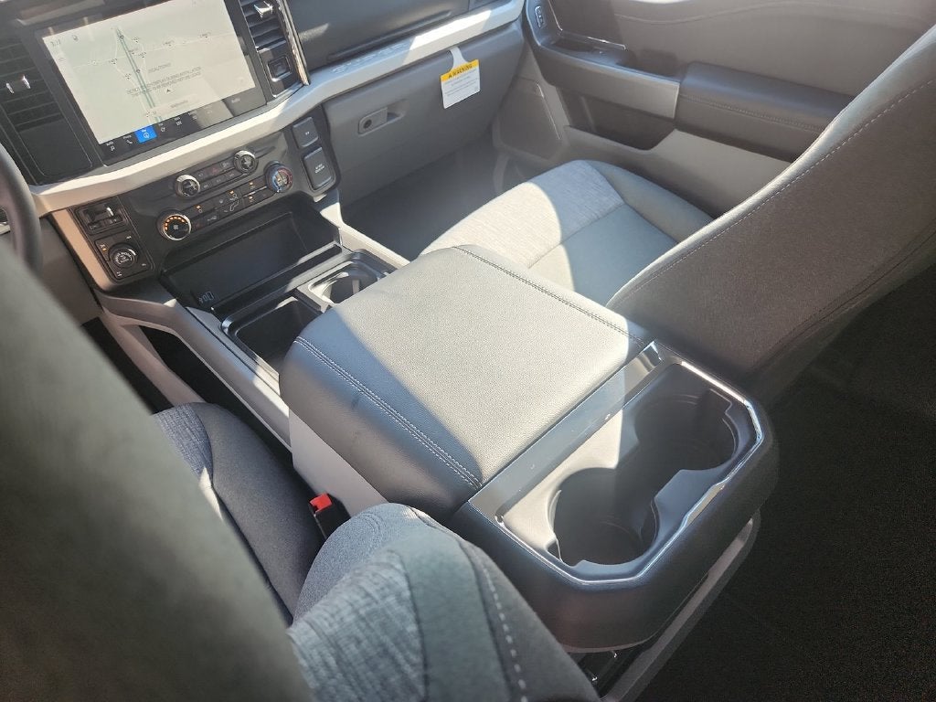 2027 Ford F-350SD XLT