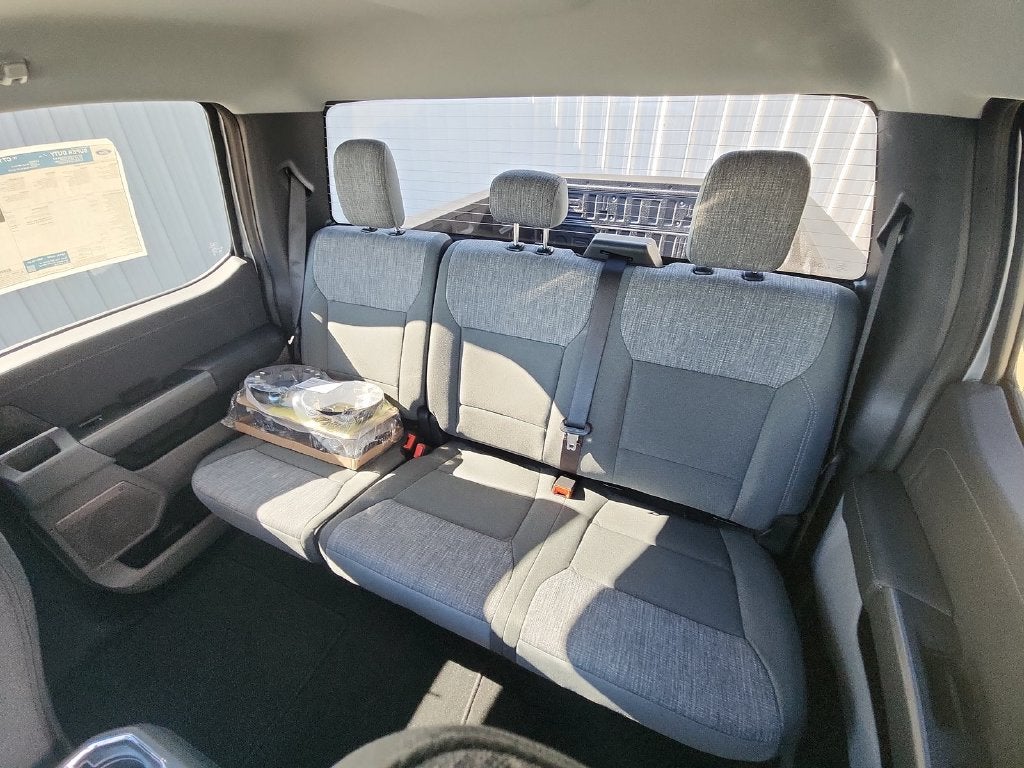2027 Ford F-350SD XLT