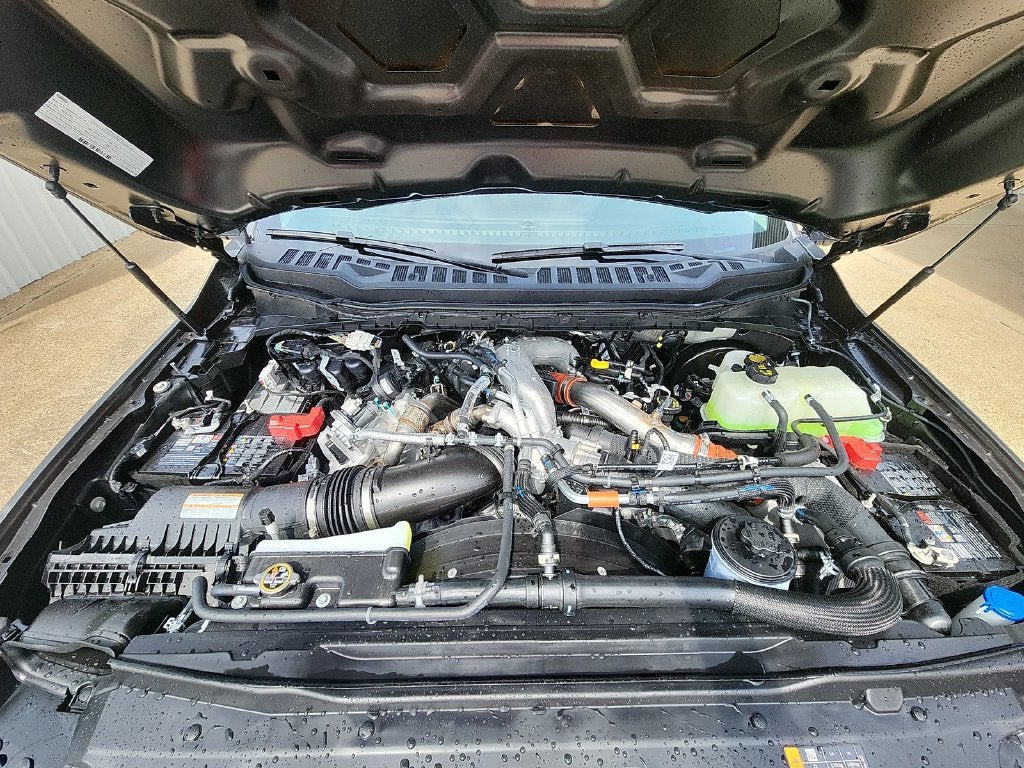 2027 Ford F-350SD XLT