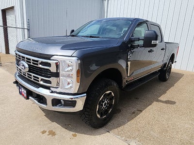 2027 Ford F-350SD XLT