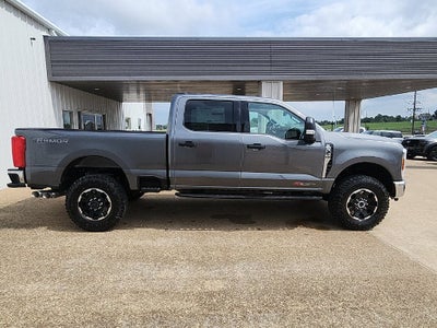 2027 Ford F-350SD XLT