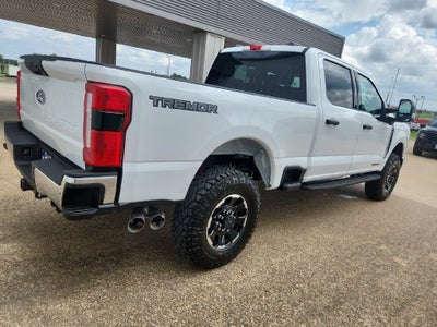 2027 Ford F-350SD XLT