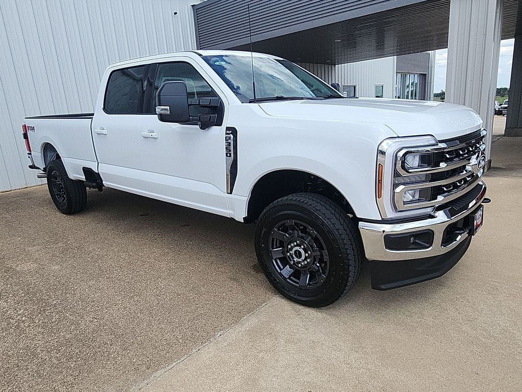 2027 Ford F-350SD XLT