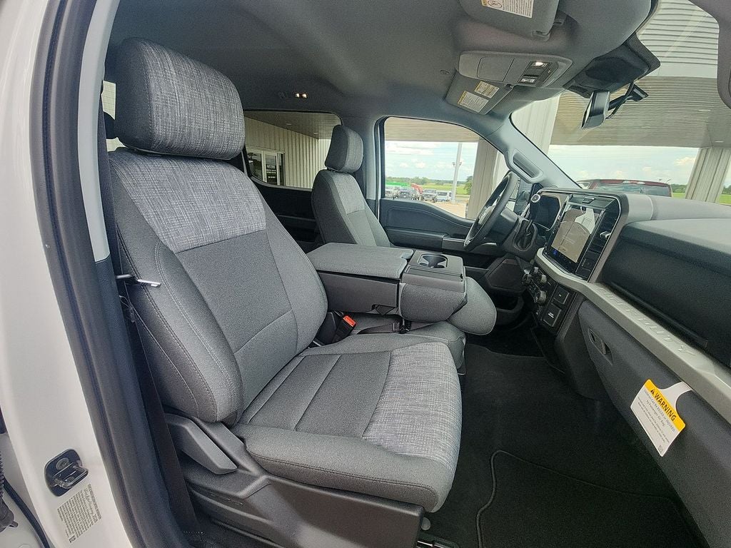 2027 Ford F-350SD XLT